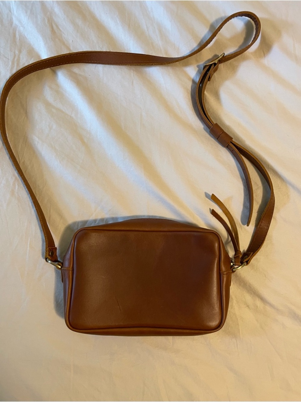 Portland Leather Toaster Crossbody Bag - Picture 2 of 9